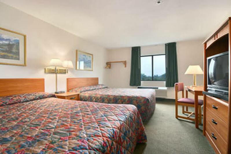 Hotel Super 8 By Wyndham Bedford Zimmer foto